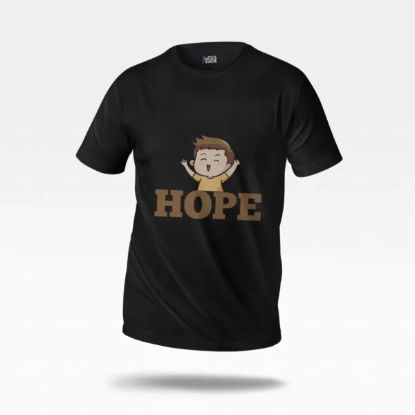 تیشرت انیمه طرح کاراکتر پسر شاد با دست‌های بالا و نوشته طلایی HOPE