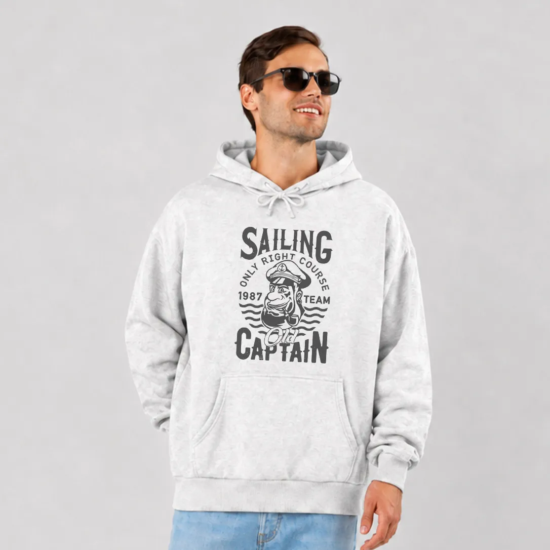 هودی کاپیتان کشتی طرح Sailing