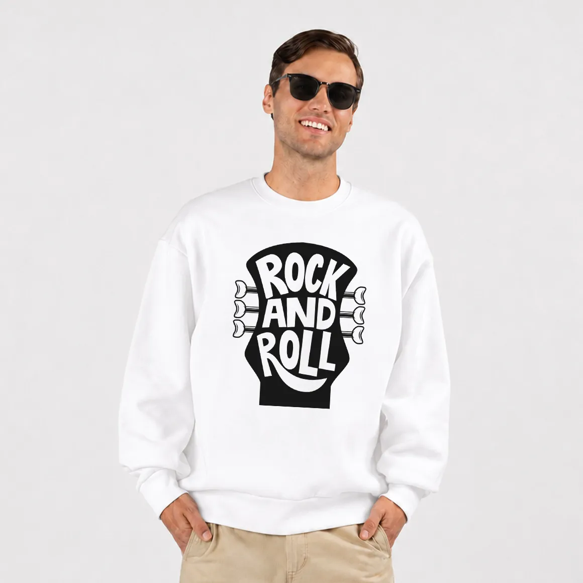 دورس تایپوگرافی Rock And Roll داخل دسته گیتار