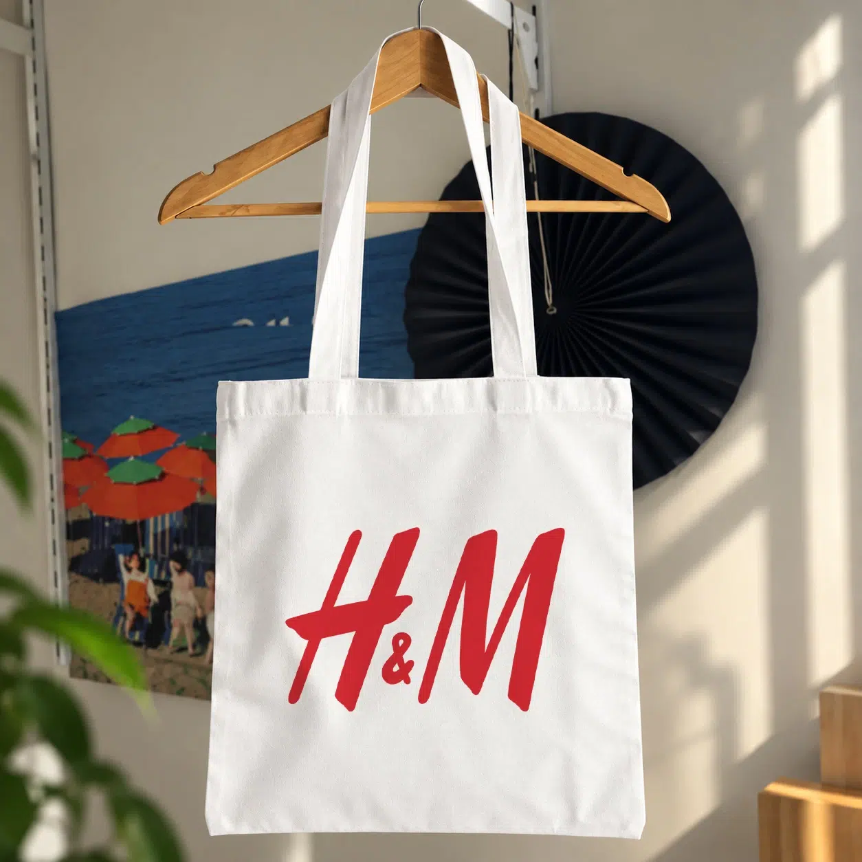 توت بگ برند اچ اند ام طرح لوگوی قرمز (H&M)