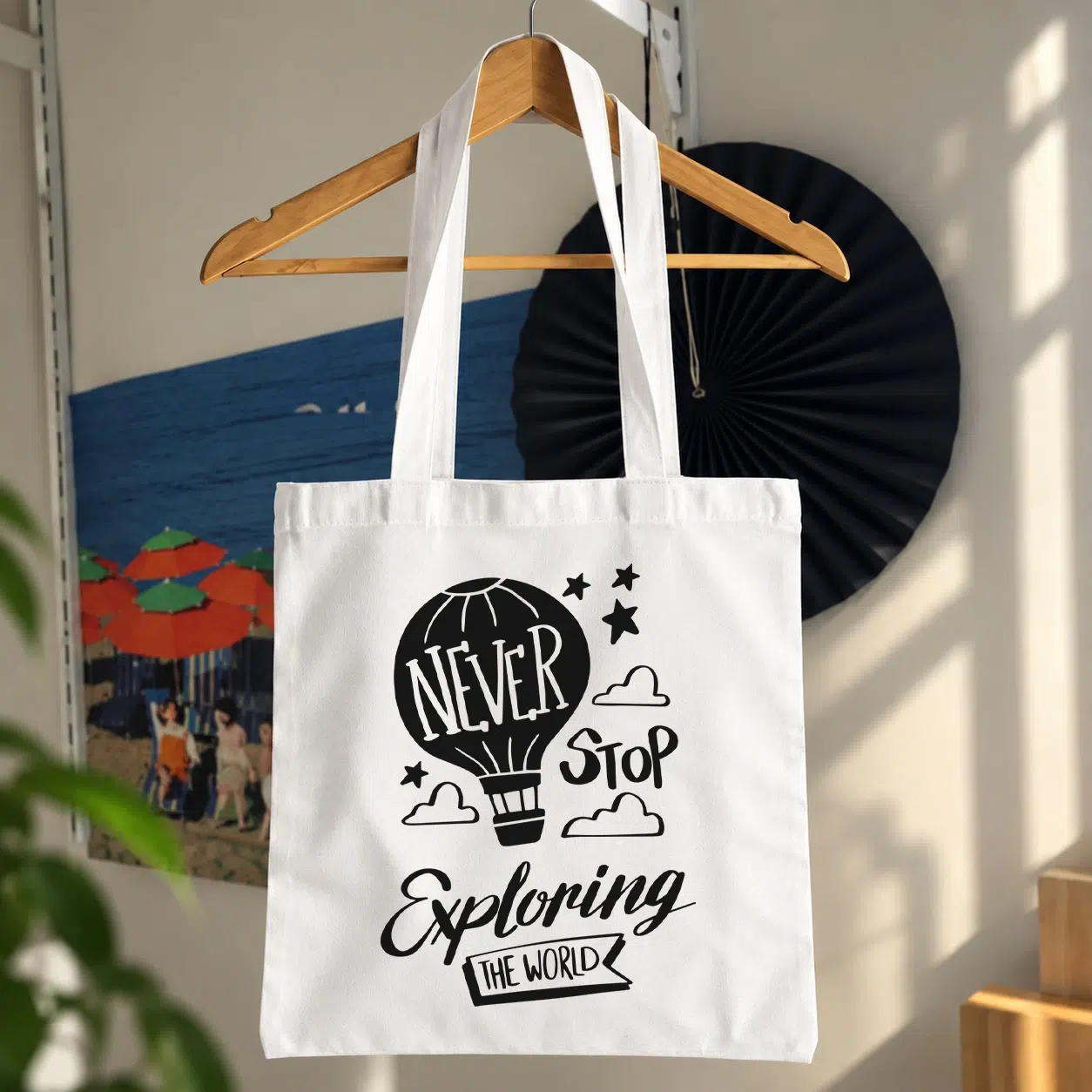 توت بگ طرح بالن Never Stop Exploring