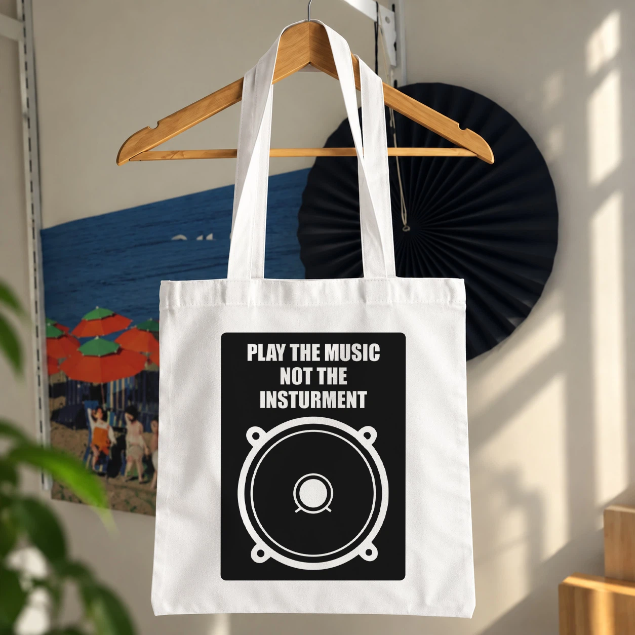 توت بگ طرح بلندگو Play the Music Not the Instrument