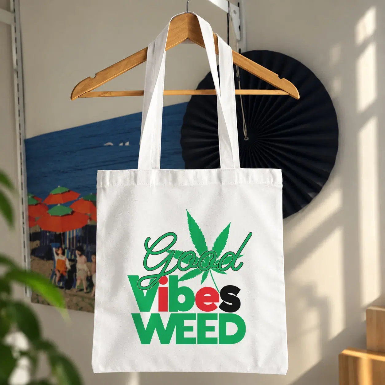 توت بگ طرح تایپوگرافی Good Vibes Weed با برگ