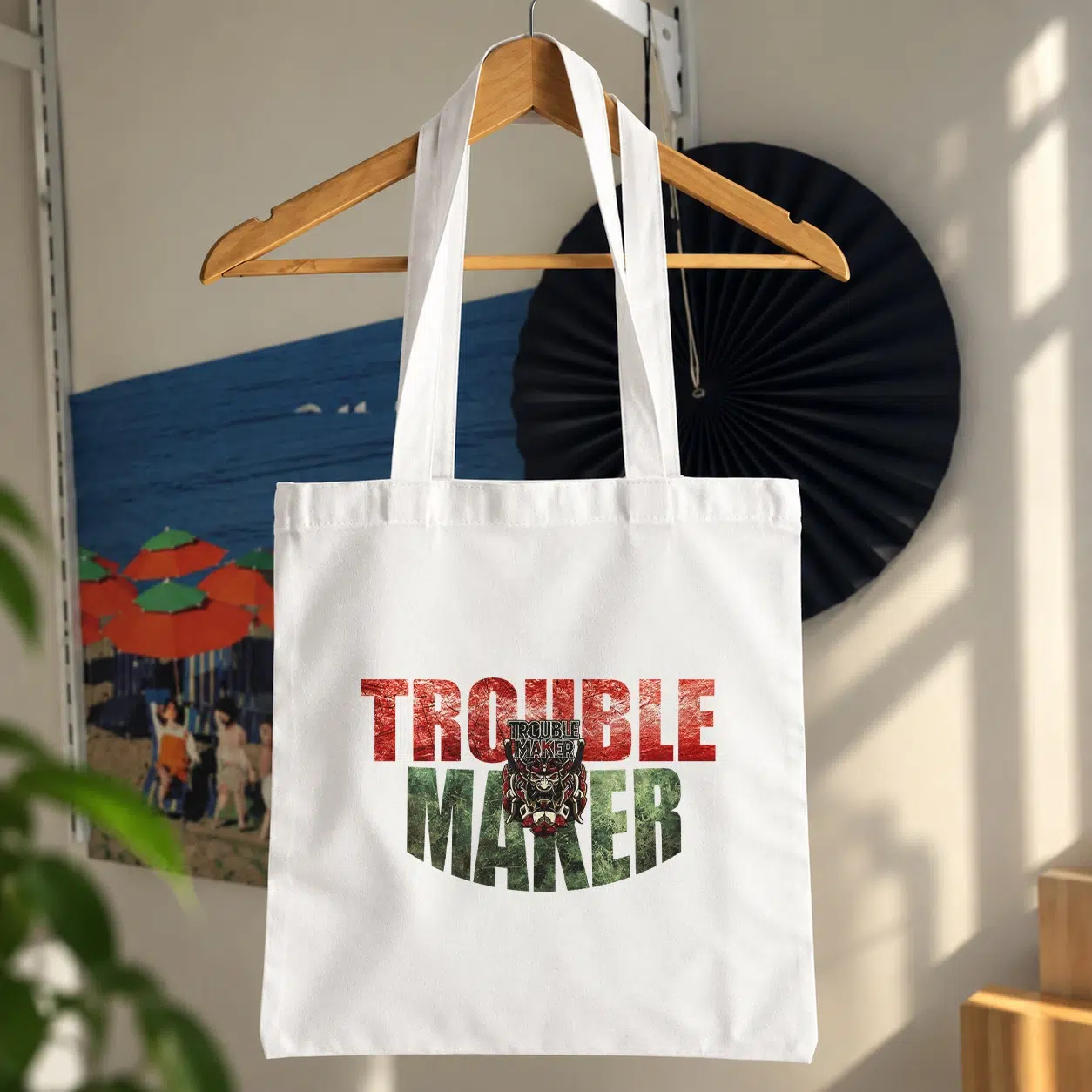 توت بگ تایپوگرافی Trouble Maker