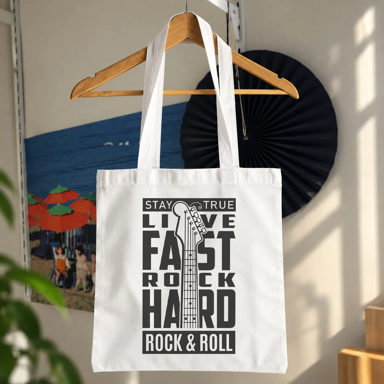 توت بگ موسیقی راک اند رول طرح Live Fast Rock Hard