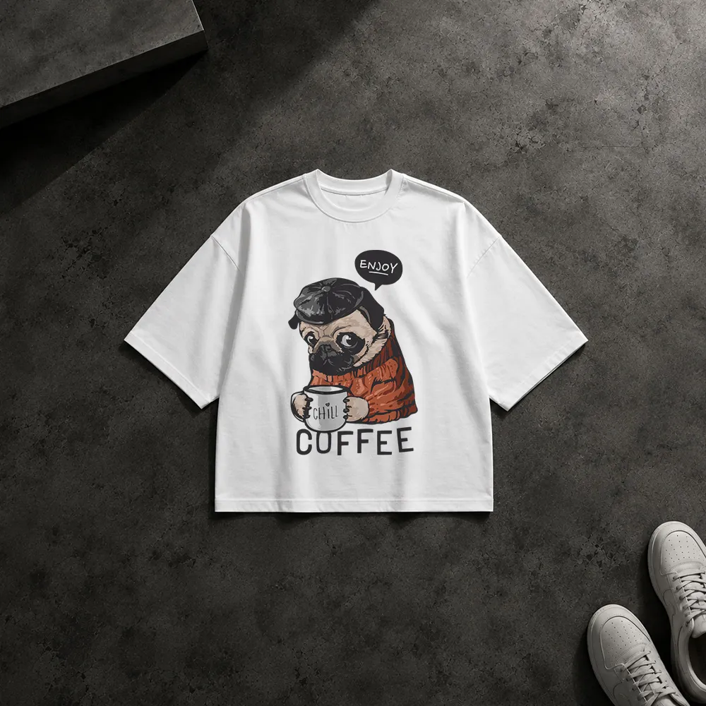 تیشرت باکسی سگ قهوه‌خور طرح Chill Coffee