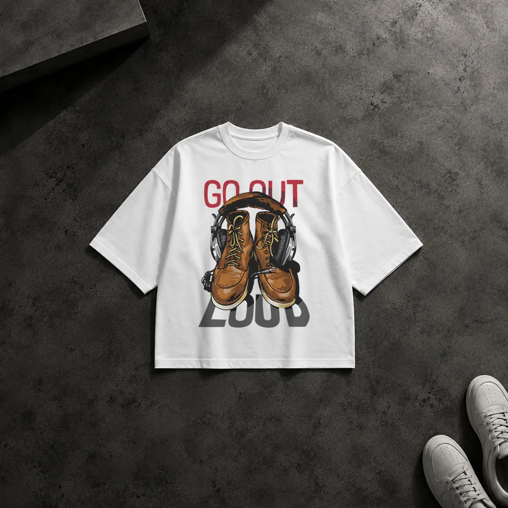 تیشرت باکسی کفش کوهنوردی طرح Go Out Loud