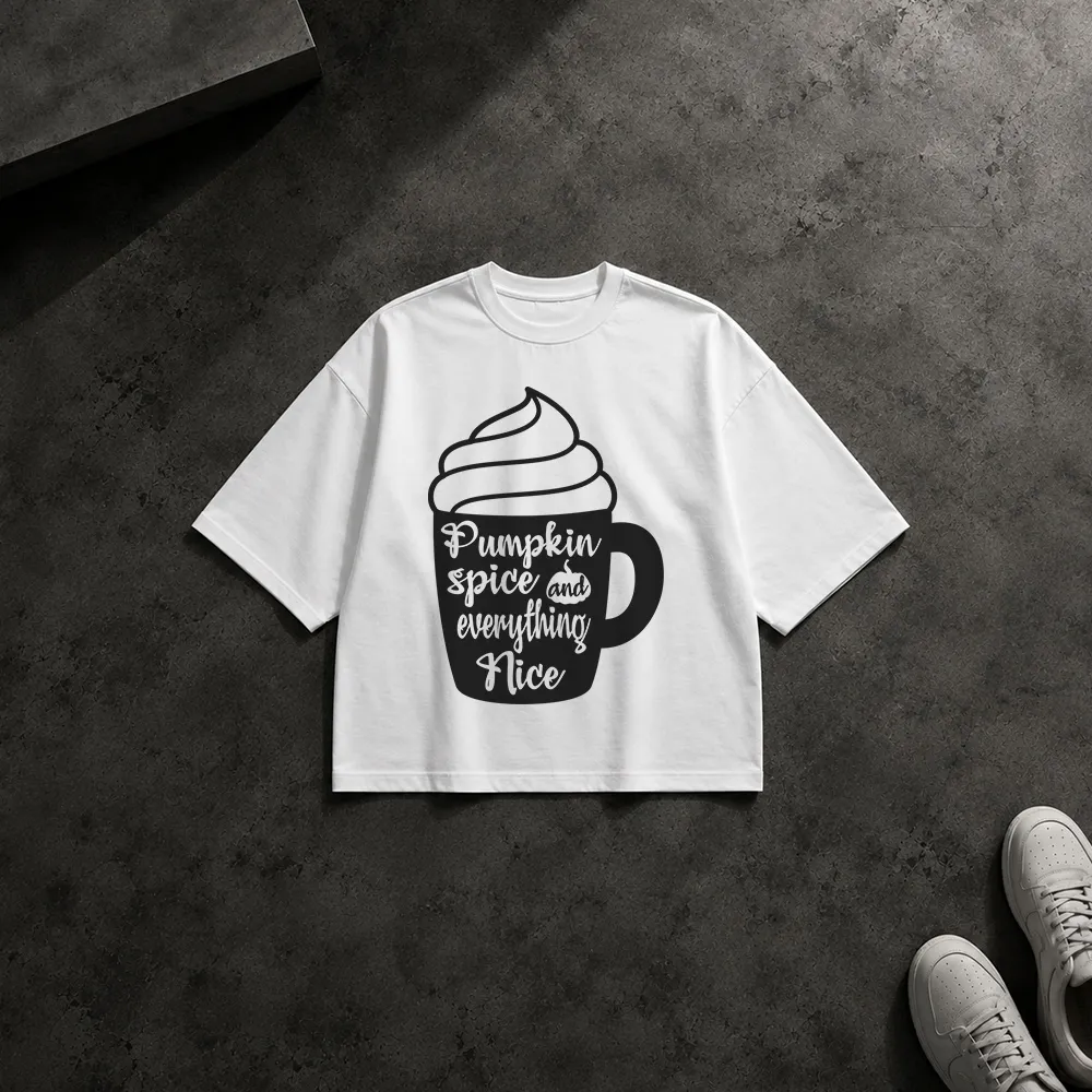 تیشرت باکسی نوشته Pumpkin Spice and Everything Nice