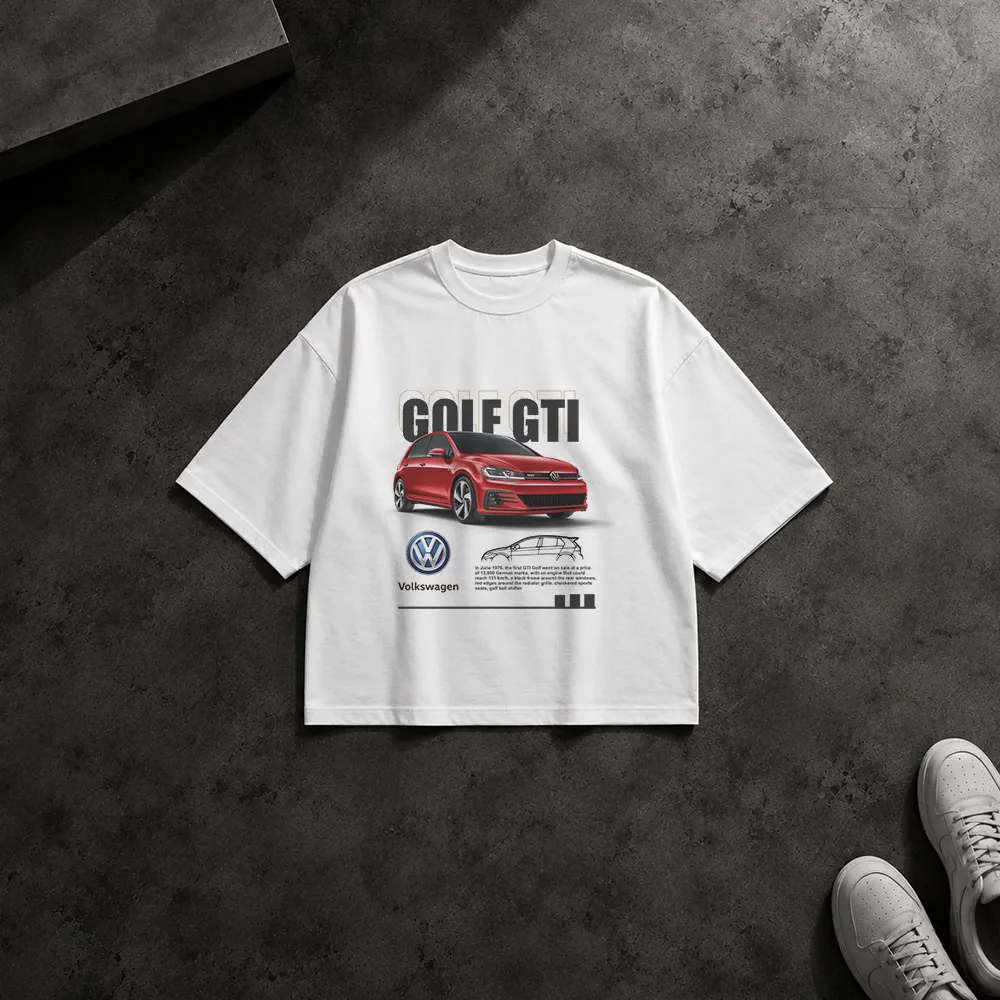 تیشرت باکسی فولکس‌واگن طرح گلف GTI قرمز