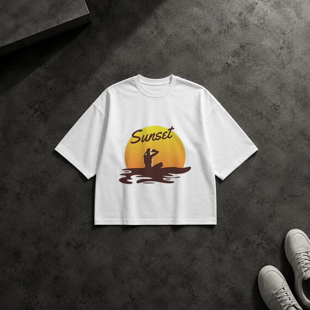 تیشرت باکسی موج‌سوار طرح غروب آفتاب (Sunset)