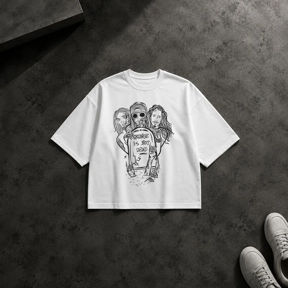 تیشرت باکسی طرح دخترها Grunge is Not Dead