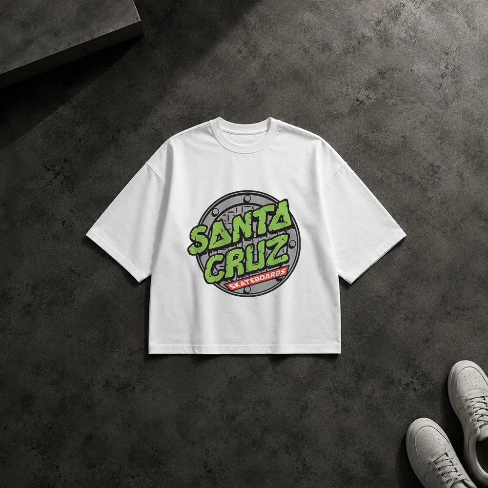 تیشرت باکسی طرح لوگوی Santa Cruz Skateboards