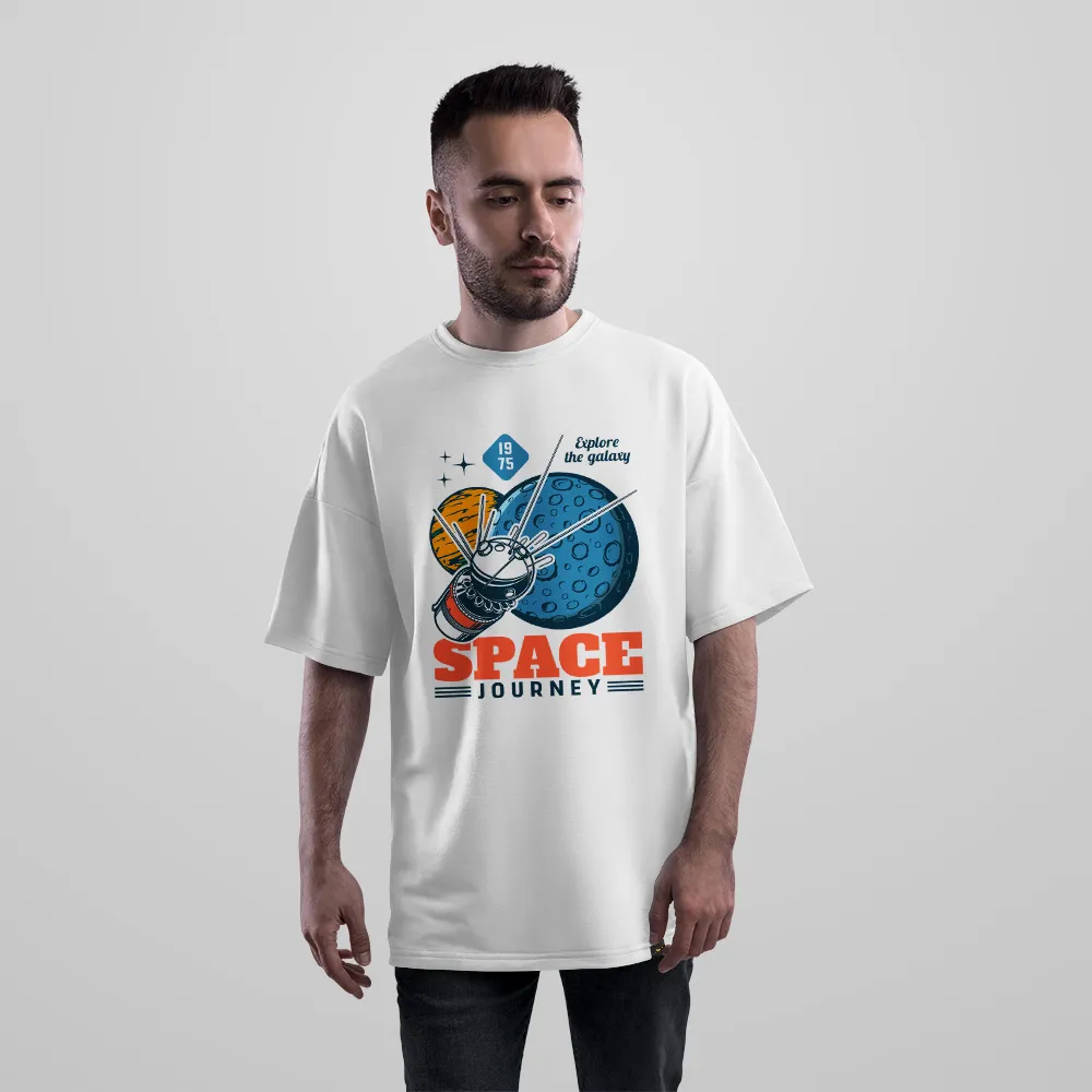 تیشرت اورسایز طرح ماهواره Space Journey
