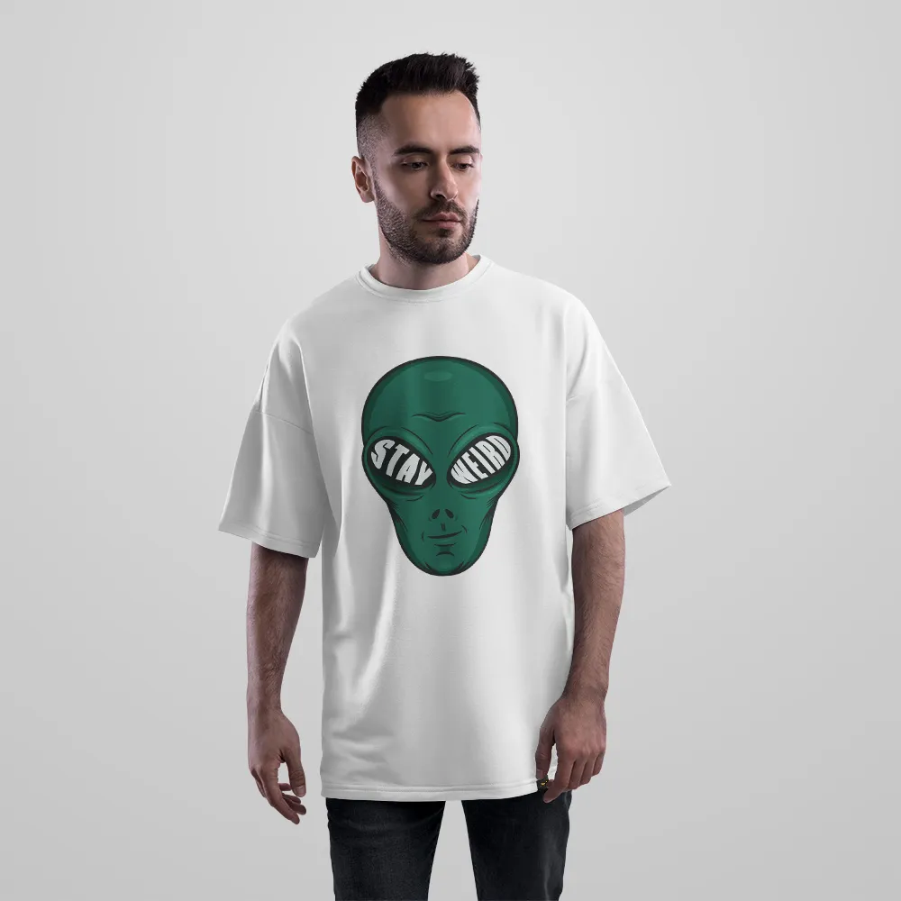 تیشرت اورسایز موجود فضایی طرح Stay Weird